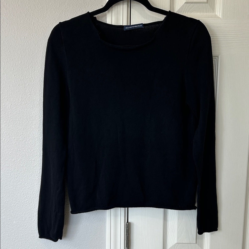 Brandy Melville Semi-destroyed Sweater